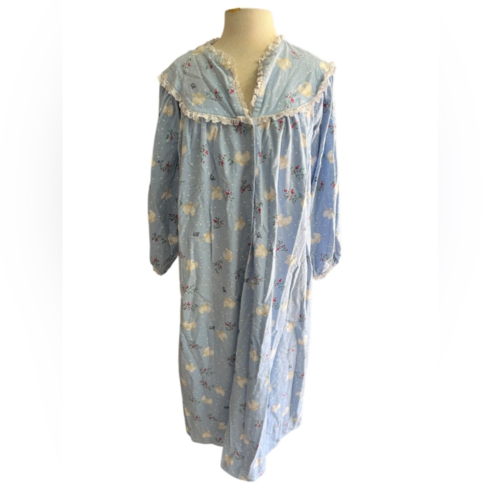 Lang of Salzburg 1X blue and white bird print nightgown